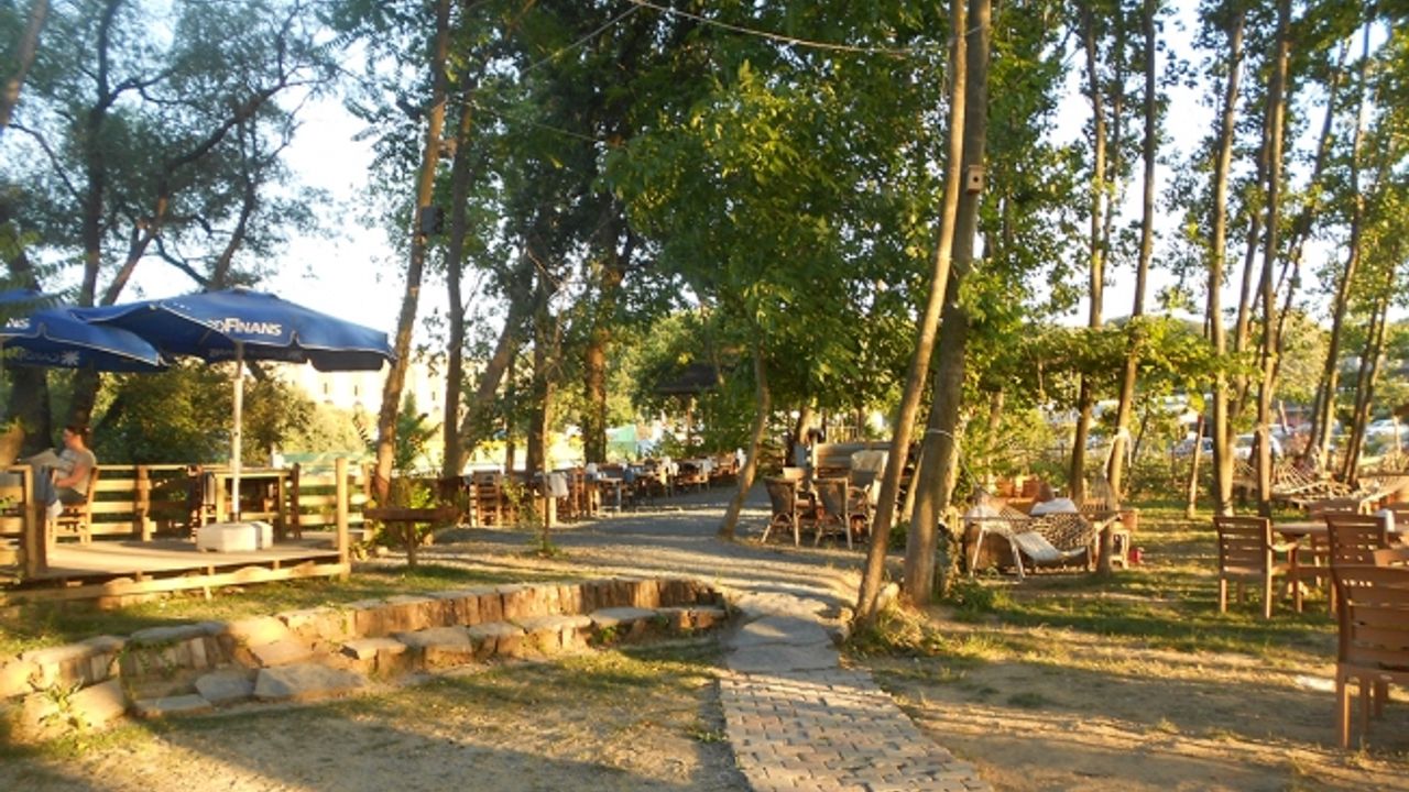Yeşil Alan ile İç İçe Bir Mekan - Kemer Garden