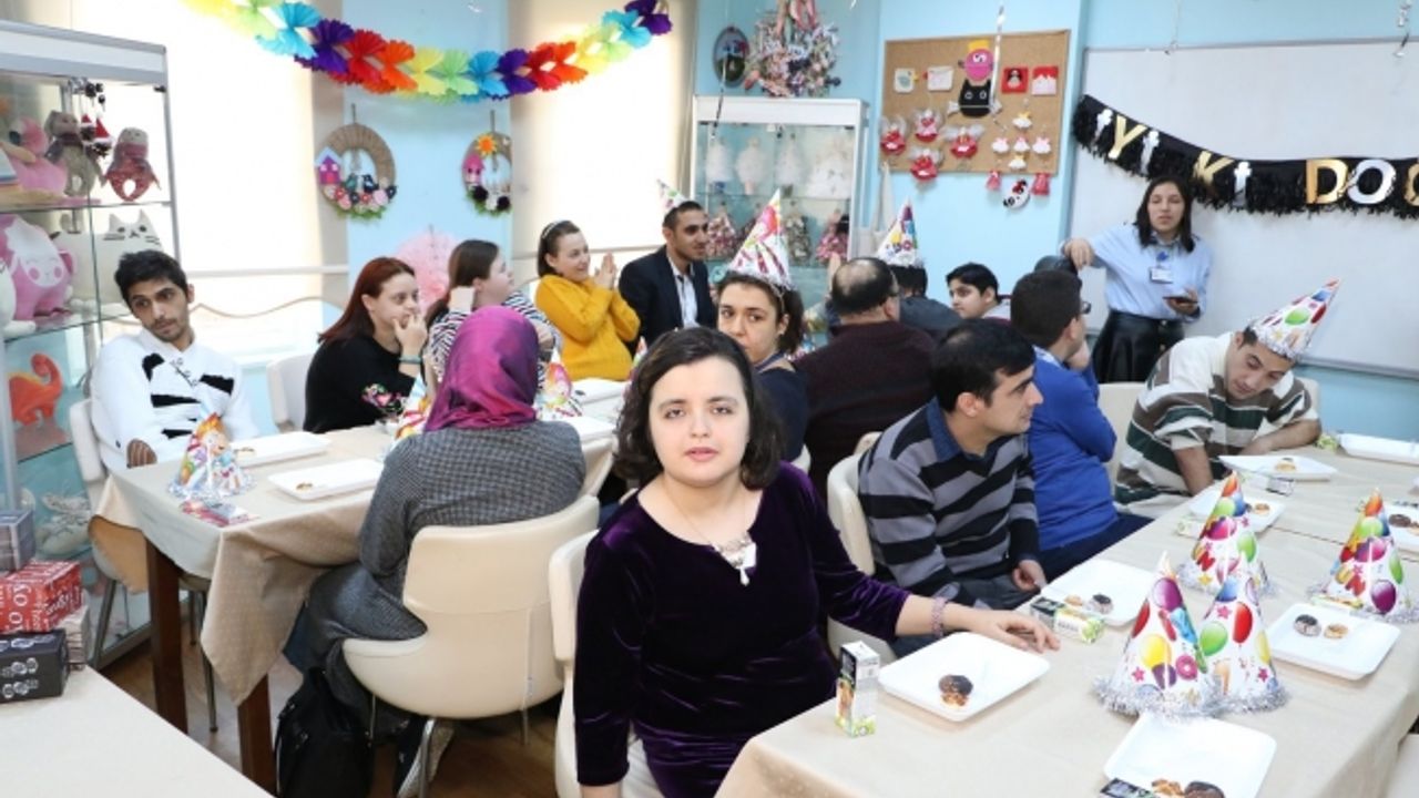 ESER'li Gençlere Doğum Günü Kutlaması