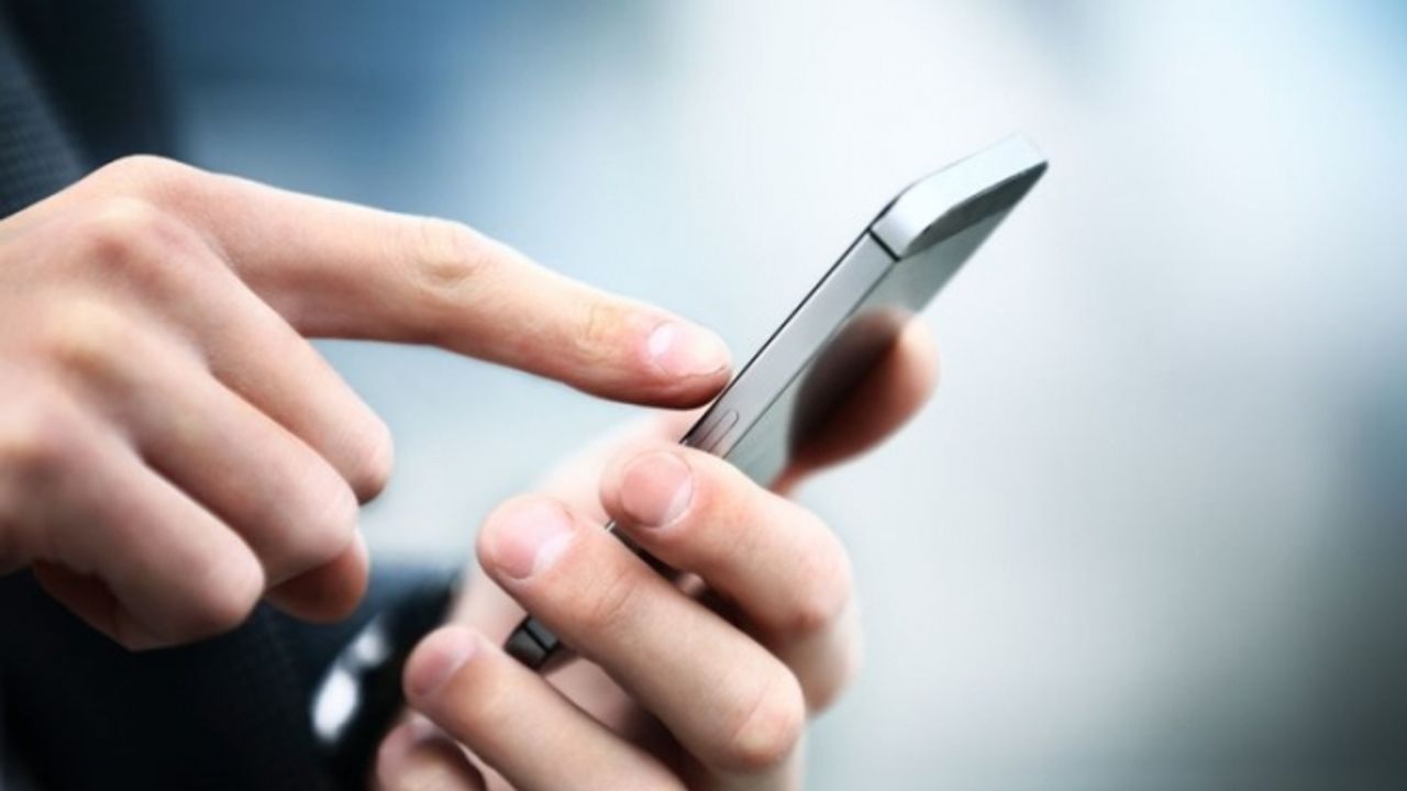 SMS Yağmuru Sona Eriyor! Onay Vermeyenlerin Bilgileri Siliniyor
