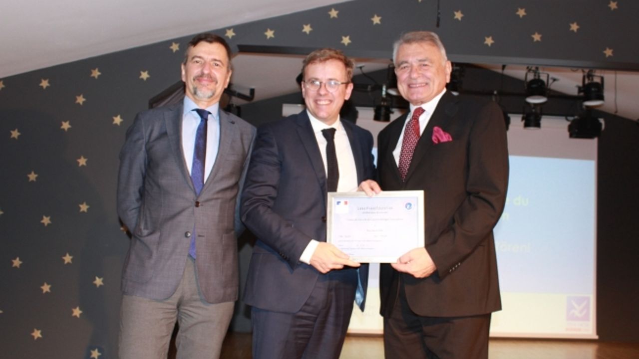 Yeni Nesil Okulları’na  Label FrancEducation sertifikası verildi