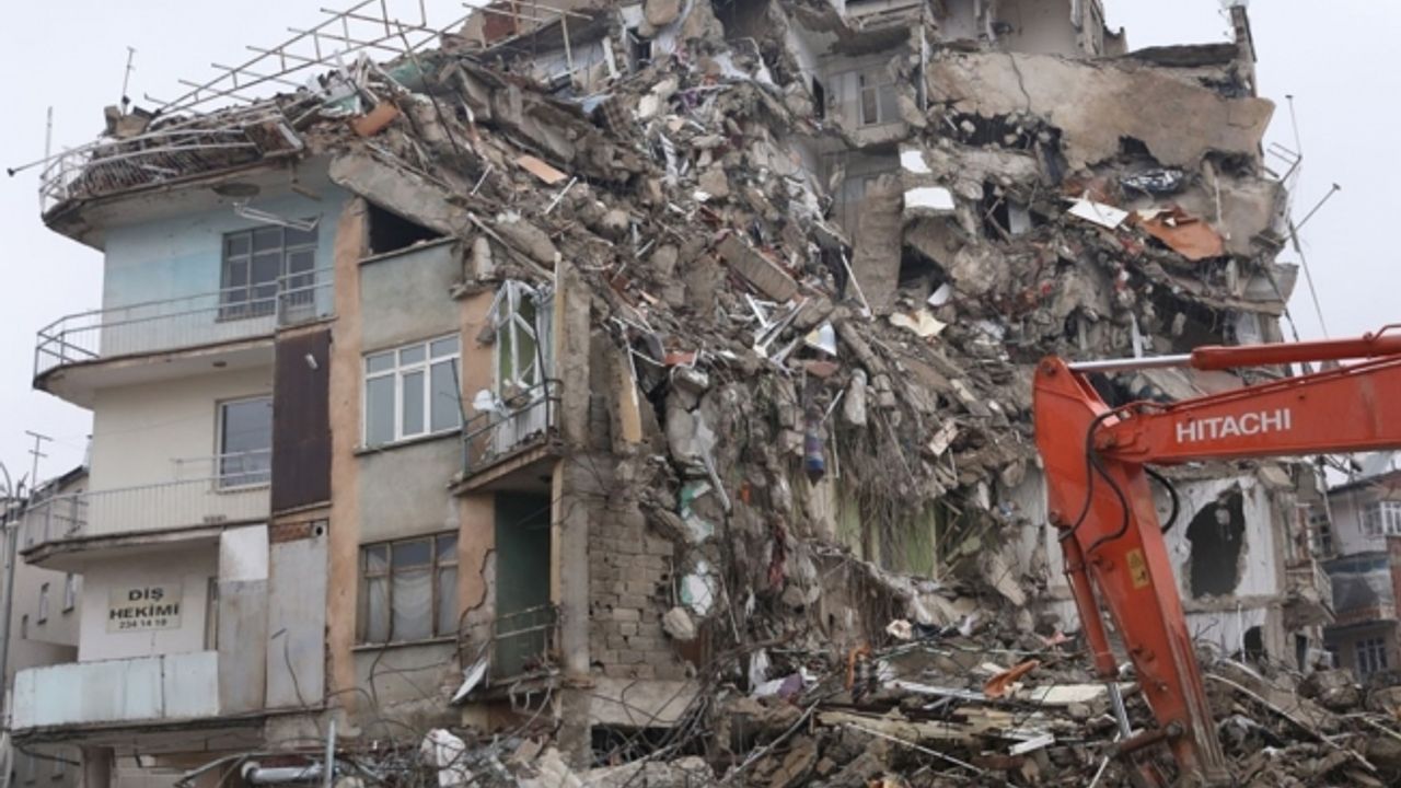 Elazığ ve Malatya için 93 milyon liranın üzerinde yardım toplandı