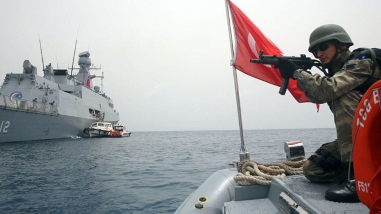 Türk askerinin Aden Körfezi'ndeki görev süresi uzatılıyor