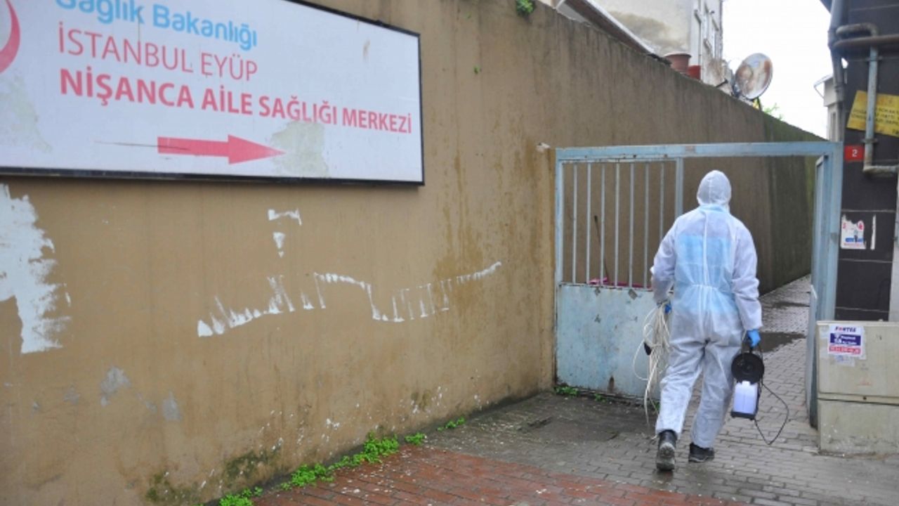 Eyüpsultan'da Aile Sağlık Merkezleri Dezenfekte Edildi