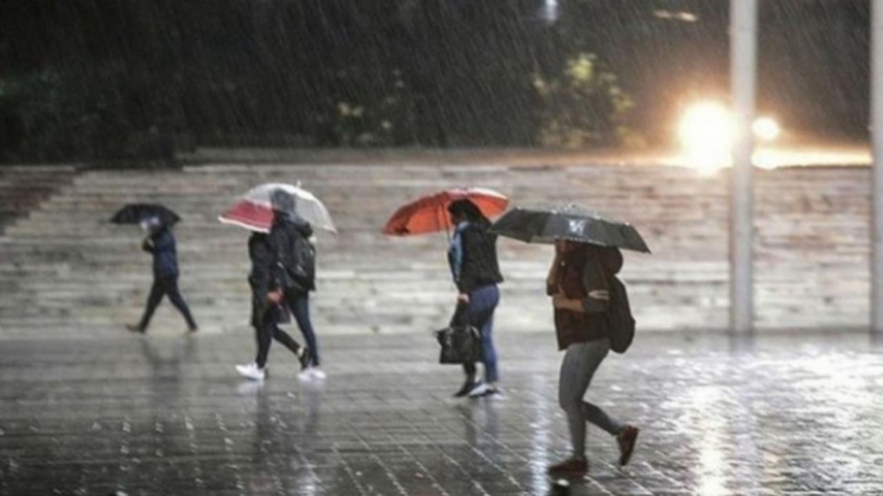 Meteoroloji'den il il uyarı! Sağanak ve kar yağışı...