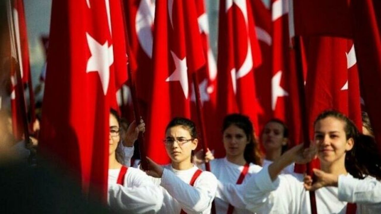 Kısıtlama 3 güne çıkarıldı! İçişleri Bakanlığı'ndan '23 Nisan' genelgesi