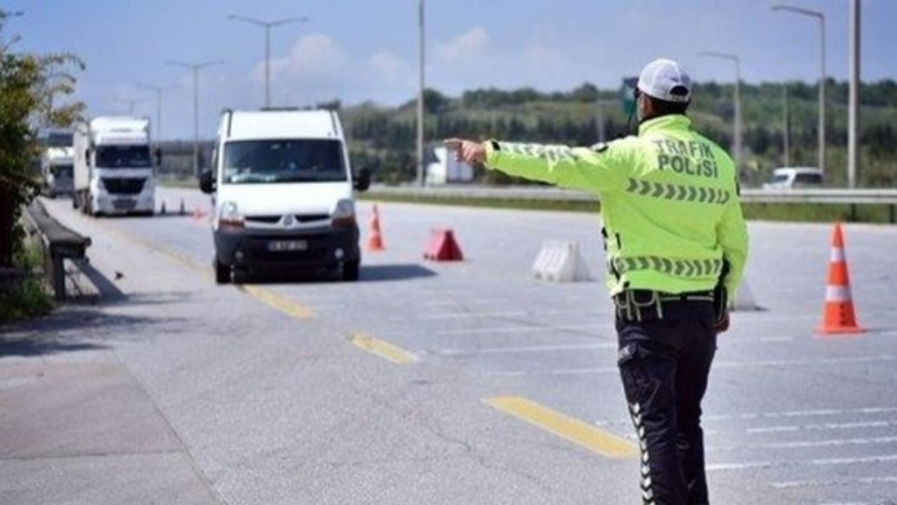 Şehirler arası seyahat kısıtlaması nasıl olacak? İçişleri Bakanlığı'ndan koronavirüs tedbirleri genelgesi