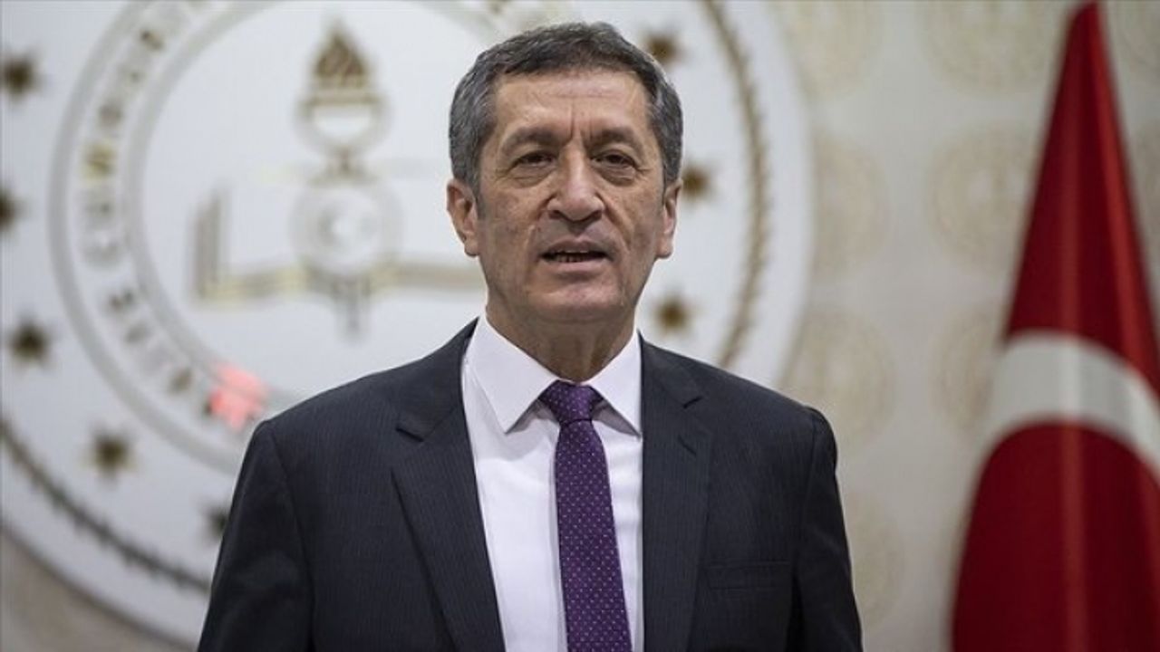 Milli Eğitim Bakanı Ziya Selçuk'tan okulların açılmasıyla ilgili önemli açıklama