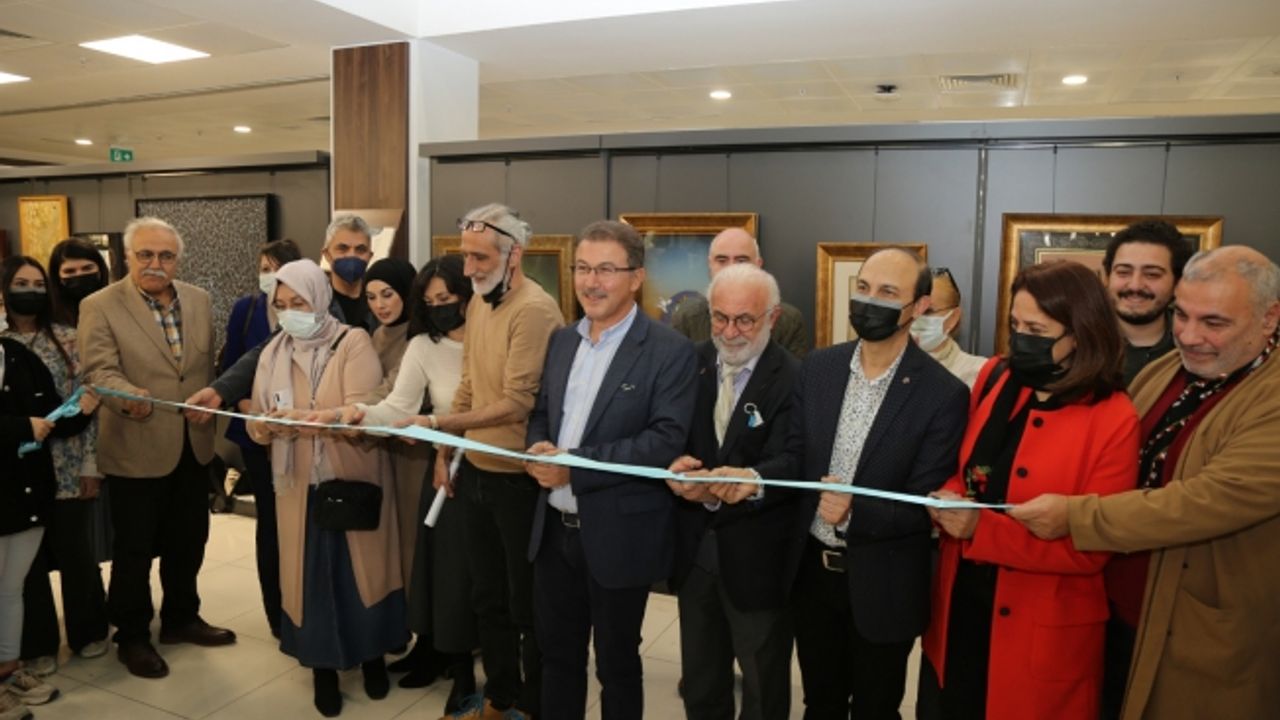 41 Sanatçı 41 Eseriyle Sanatseverlerle Buluştu