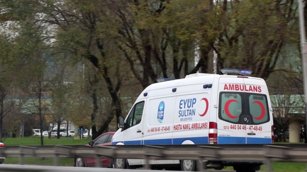 Eyüpsultan'da hasta nakil ambulans hizmeti