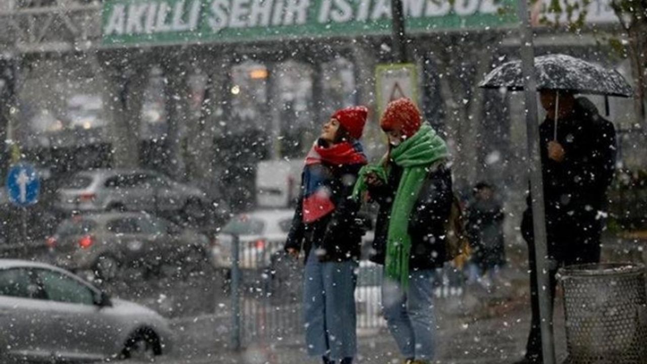 Meteoroloji'den yarın için flaş kar uyarısı! İstanbul, Ankara, İzmir...