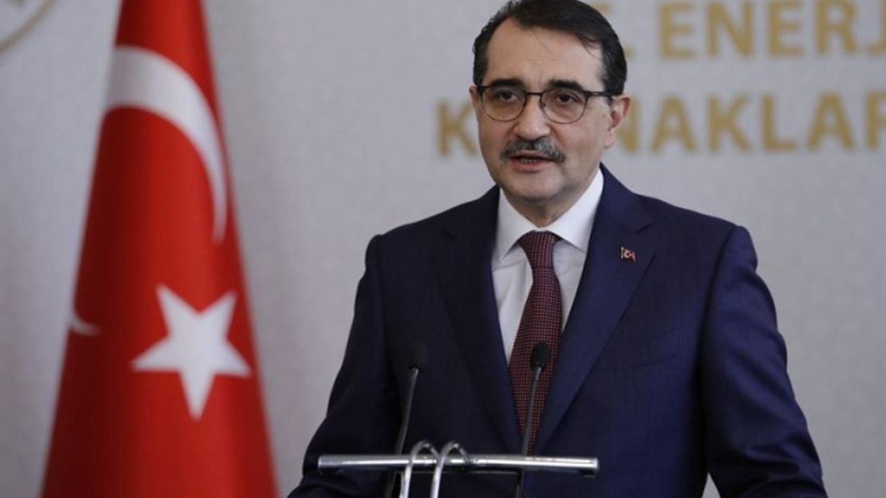 Bakan Dönmez'den Isparta'daki elektrik kesintisiyle ilgili açıklama: İl ve ilçe merkezlerinde enerjisiz şebeke kalmadı