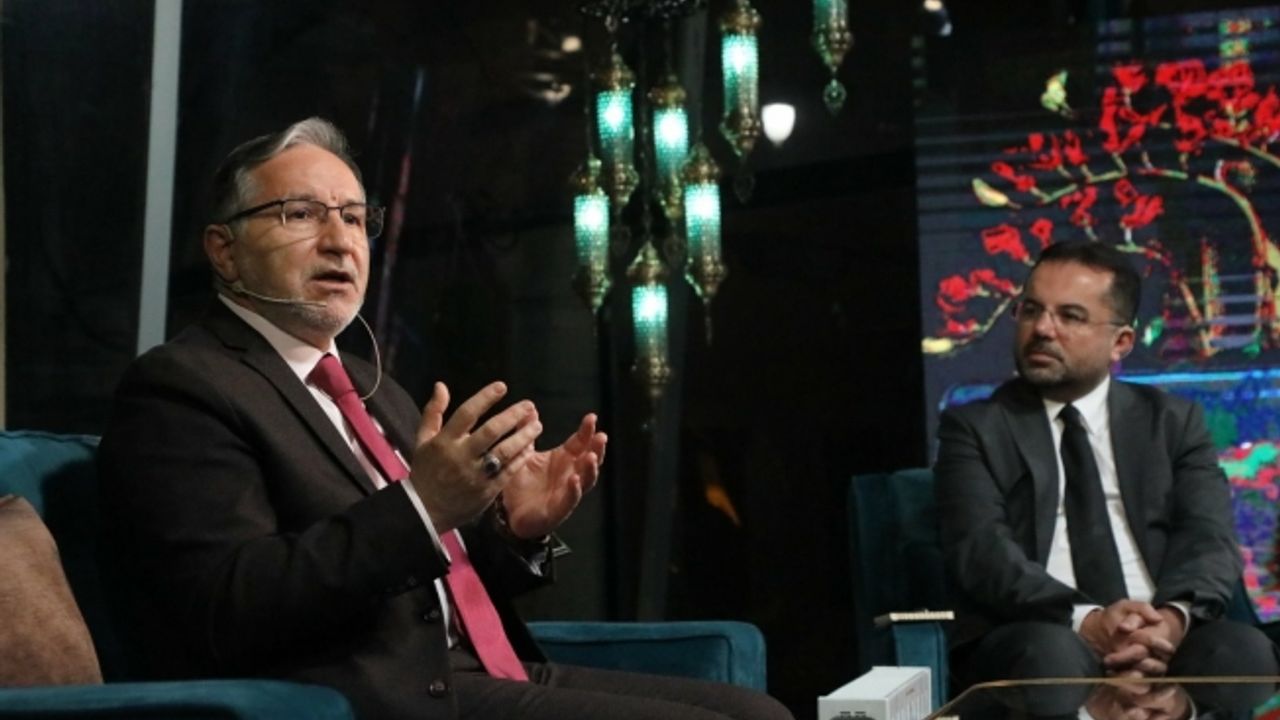 Eyüpsultan’da Ramazan coşkusu Prof. Dr. Mustafa Karataş ile devam etti