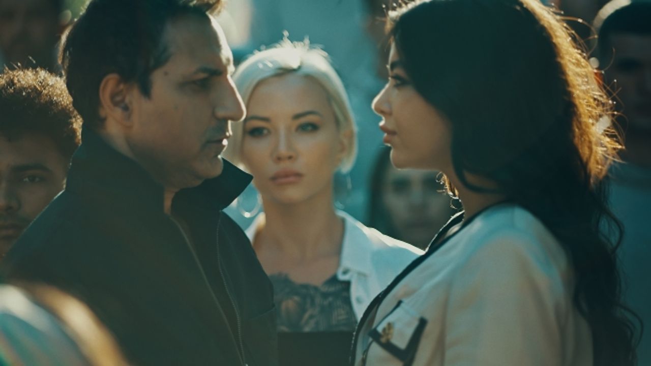 RAFET EL ROMAN  “BANA SEN LAZIMSIN”