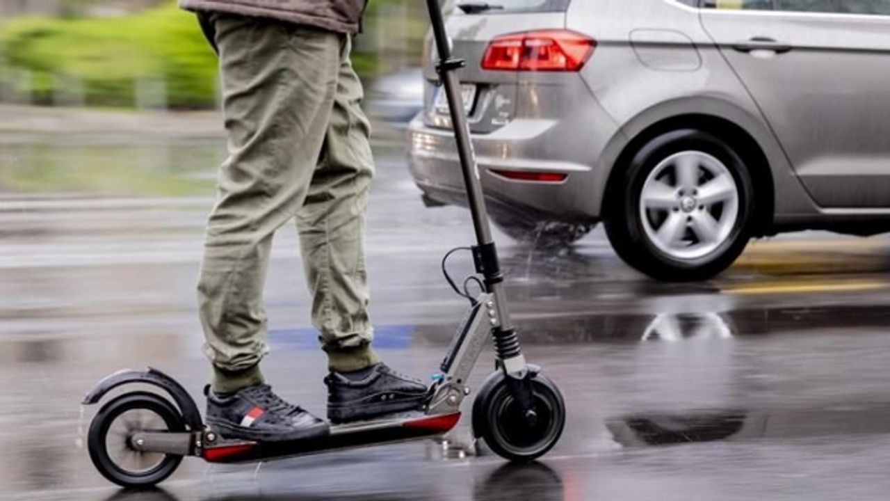 Scooterların Hız Sınırı 20 Km'ye Düşürüldü