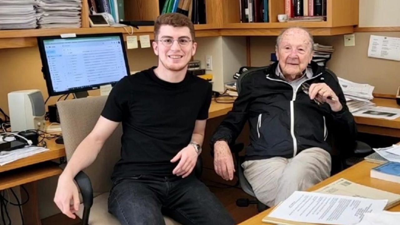 Harvard'daki dahi Türk fizikçinin keşfi, bilimin 175 yıldır peşinde koştuğu gizemi çözdü