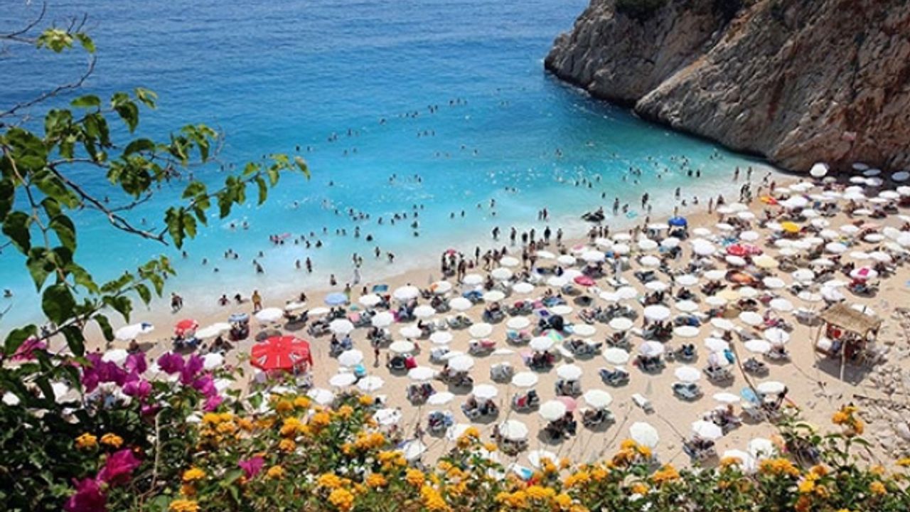Turistler yılın ilk çeyreğinde seyahate 22,3 milyar lira harcadı