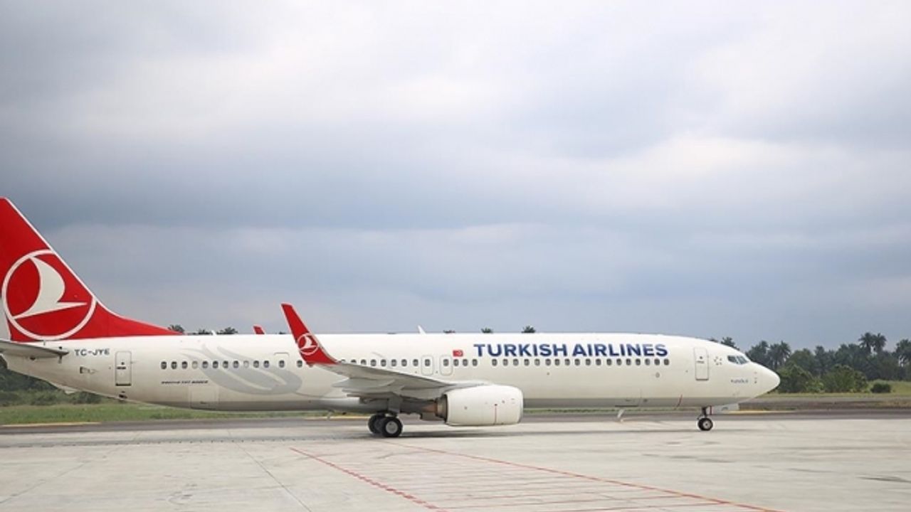 Darbe nedeniyle Nijer'de kalan yolcular istisnai uçuş izniyle Türkiye'ye getiriliyor