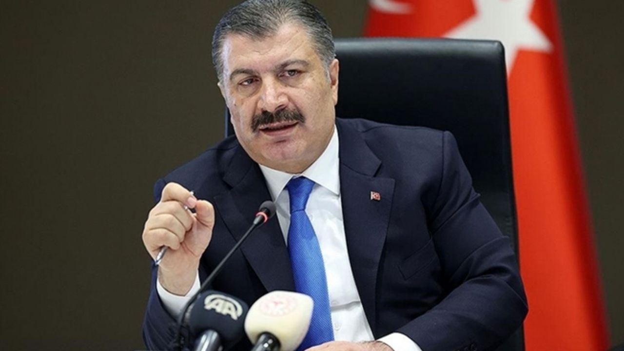 Bakan Koca duyurdu: Türkiye'de 9 kişide Eris varyantı görüldü.