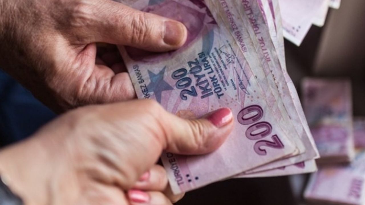 Son dakika... Memur, emekli maaşlarına zam ile kira artış oranı belli oldu.