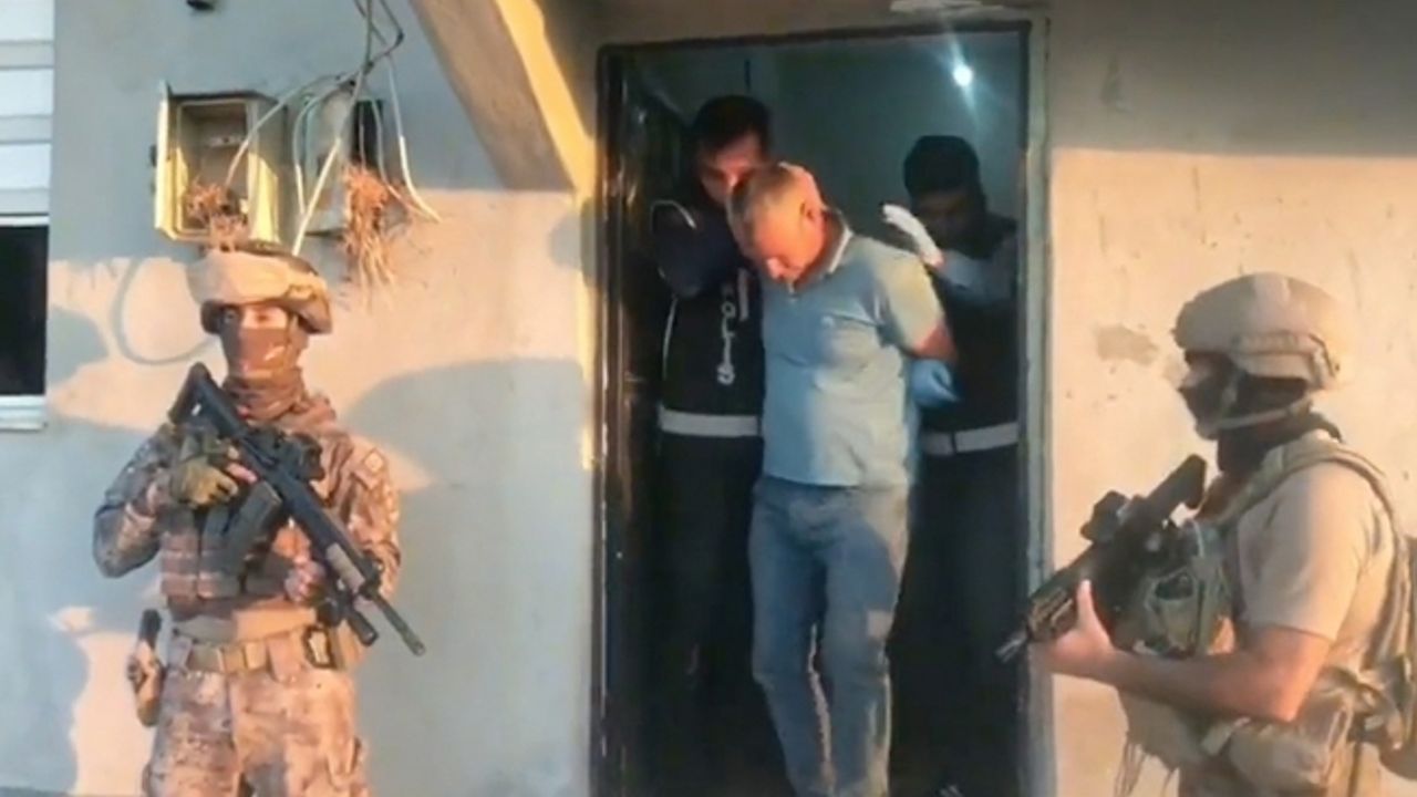 11 ilde eş zamanlı 'Kafes' operasyonu!