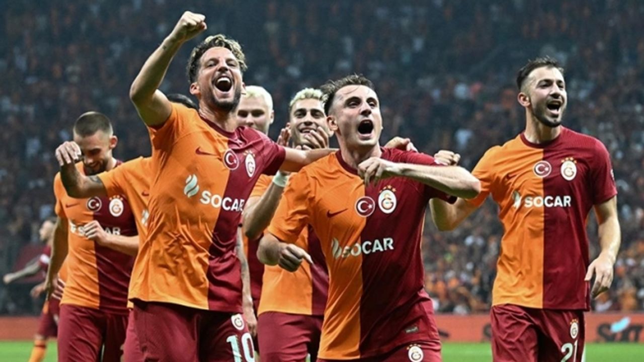 Galatasaray ligde kaç kez şampiyon oldu?