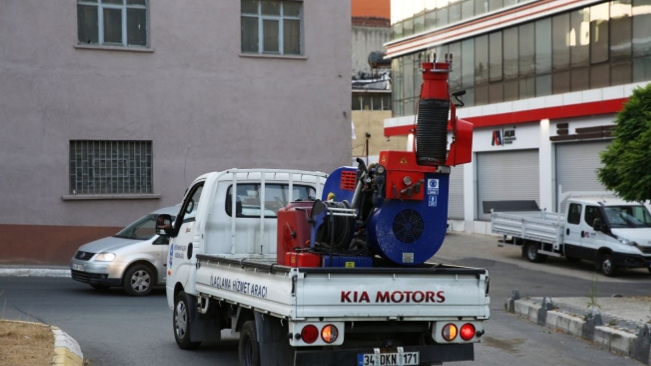29 Mahalle ilaçlama çalışmaları aralıksız sürüyor