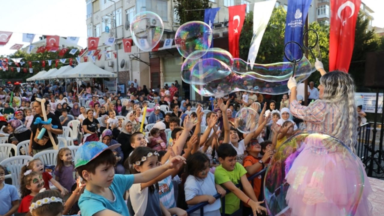 Mahalle şenlikleri tüm coşkusuyla devam ediyor