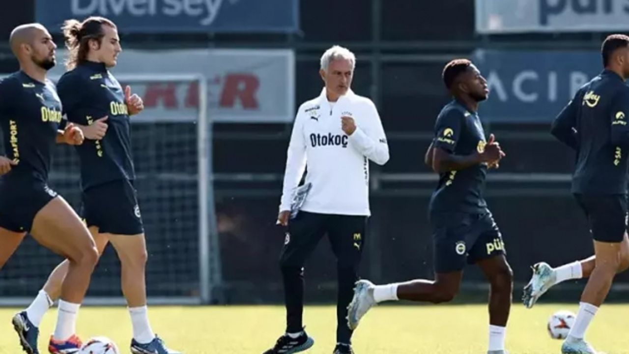 Fenerbahçe'de Jose Mourinho'nun sistem ısrarı! Maximin kararı belli oldu
