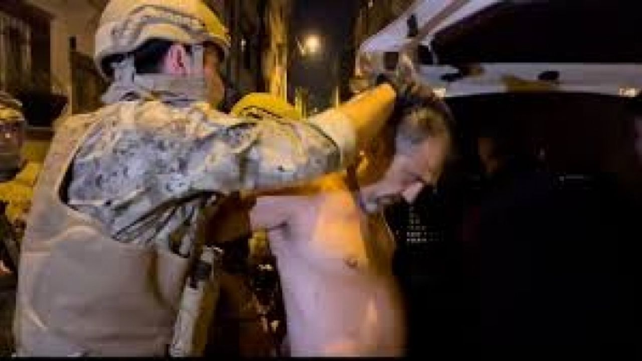 Polise silah çeken boksöre kelepçe!