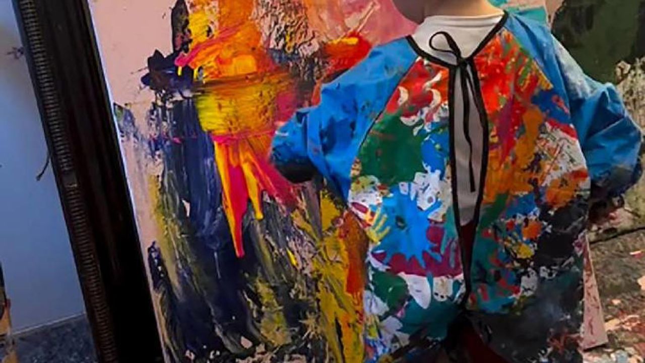 Almanya'da 3 yaşındaki 'Küçük Picasso'nun tablosu 290 bin euroya satıldı