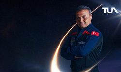 İlk Türk astronot Gezeravcı'dan gururlandıran 'bayrak' sözleri