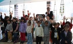 Çocuklar Ramazan’ın güzelliklerini Eyüpsultan’da yaşıyor