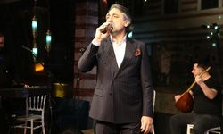 Eşref Ziya Terzi’den gönüllerin pasını silen konser