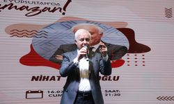 Eyüpsultan'da Nihat Hatipoğlu seminerine yoğun ilgi