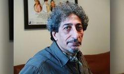 Usta oyuncu Ahmet Uğurlu, 71 yaşında hayatını kaybetti.