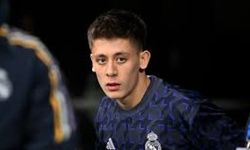 Arda Güler kararını verdi! Real Madrid’de yedek kalmıştı: Fenerbahçe iddiaları sonrası…Arda Güler kararını verdi! Real Madrid’de yedek kalmıştı: Fenerbahçe iddiaları sonrası…