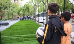 ÇOCUKLAR İSTEDİ BAŞKAN YAPTI