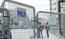 Taksim Meydanı yaya girişine kapatıldı