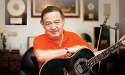 Kayahan'ın Şarkıları 10. Yıl Konserinde Buluşuyor.