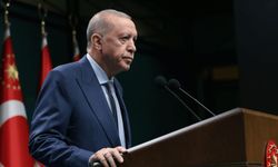 Erdoğan’dan Özel’e ‘karikatür’ tepkisi: Hadsizlere niye sahip çıkıyorsun