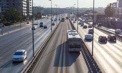 Sefaköy'de metrobüs kazası!