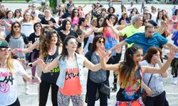 25 Kasım’da Kadına Yönelik Şiddete Karşı Birlik Mesajı: Kadın Zumba Festivali Eyüpsultan’da Gerçekleşiyor