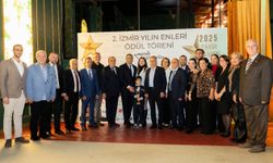 İzmir Yılın Enleri Ödülleri Görkemli Bir Geceyle Sahiplerini Buldu