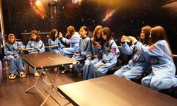 Gençler uzayın kapılarını Ali Kuşçu Uzay Evi’nde aralıyor