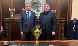 Eyüpsultan Kaymakamı Dr. Arslan Yurt'tan Yeşilpınar Spor Kulübü'ne ziyaret