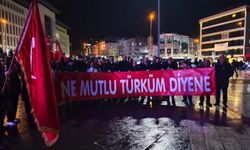 İYİ Parti’den Türk Bayrağına Yönelik Saldırıya Sert Tepki: İstanbul’da Bayrak Yürüyüşü