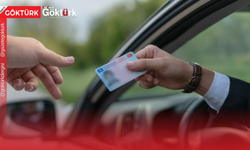 Yeni trafik düzenlemesi yürürlükte: Ağır ihlallere ehliyet iptali ve rekor cezalar