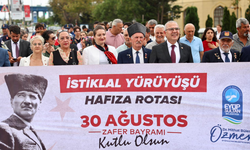 Eyüpsultan’da 30 Ağustos’a özel anlamlı İstiklal Yürüyüşü