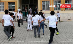 Okullarda yeni eğitim dönemi! MEB'den 81 ile önemli genelge: Kılık kıyafet, cep telefonu, kayıt ücreti...