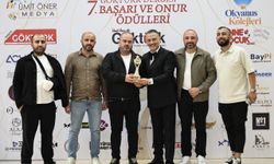 YILIN BAŞARILI OTOMOTİV HİZMET FİRMASI ÖDÜLÜ; RED BLUE FİRMASINA